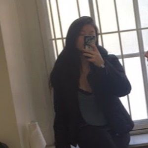 Meet your Posher, Julia